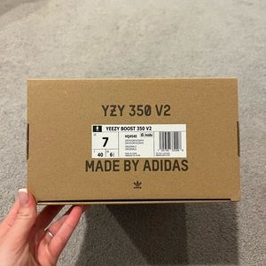 Yeezy Boost 350 Onyx